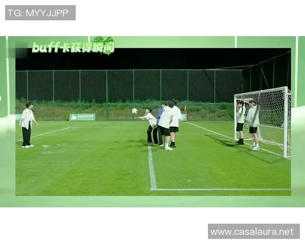 时代少年团对足球明星的言论引发热议网友热议背后的真相与影响