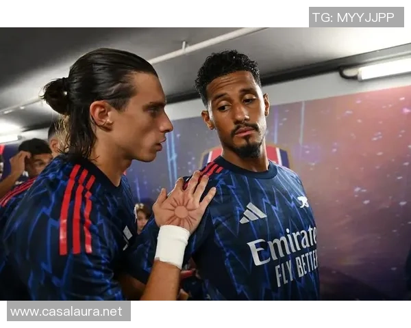 足球明星背后的辛酸与奋斗他们的可怜瞬间让人心疼 足球明星背后的辛酸与奋斗他们的可怜瞬间让人心疼